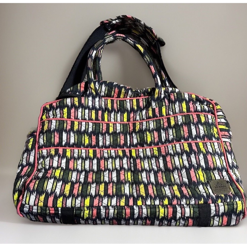 PRANA Bhakti Weekender Bag BLack Zip Zag Soft Quilted Shoulder Strap Pockets